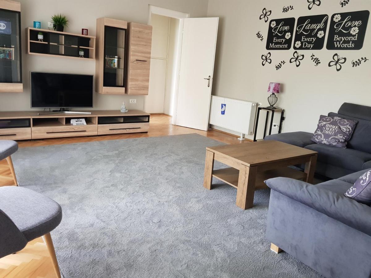 City Center Dream Apartment Тимишоара Екстериор снимка